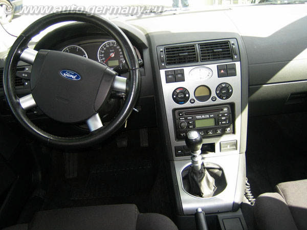 Ford Mondeo silber (116)